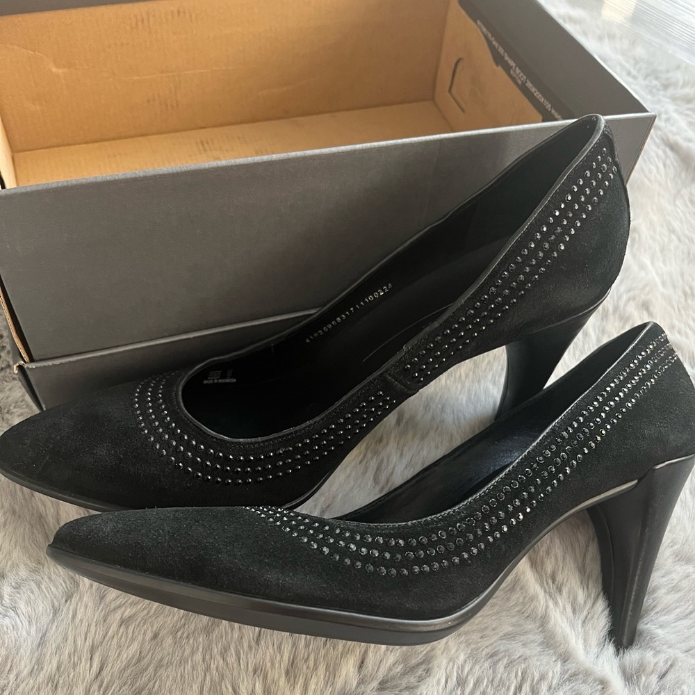 Ecco Shape 75 Pointy Black size 41 (10-10.5)